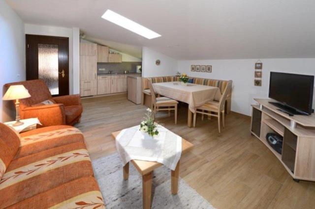 Haus Vierjahreszeiten - Apartment mit 2 Schlafzimmern - 1