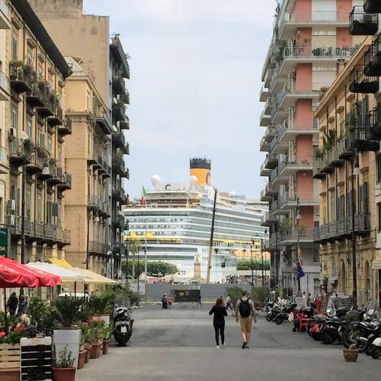 Appartamento al centro vicino il porto - Appartamento - 25