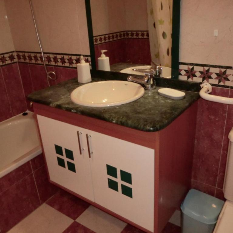 Edificio Playa De Oro - Apartamento de 2 dormitorios - 17
