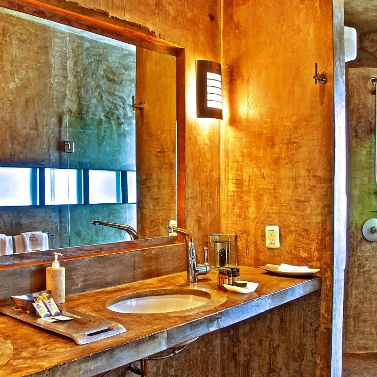 Casa Cupula LGBT Luxury Resort - Deluxe Double Room with Ocean View - 14
