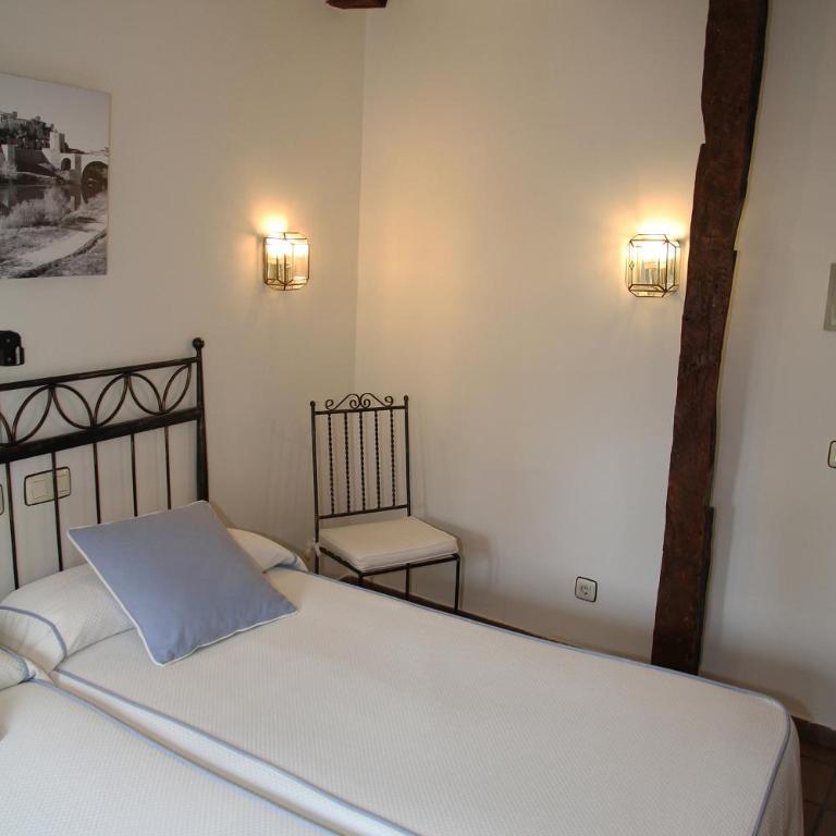 Hostal la posada de Zocodover - Habitación Doble - 2 camas - 27
