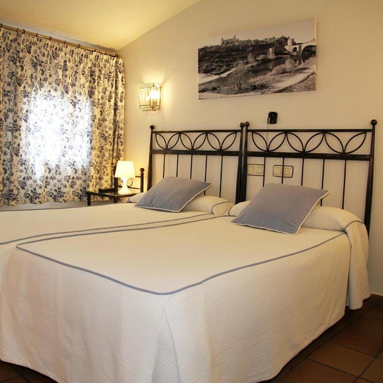Hostal la posada de Zocodover - Habitación Doble - 2 camas - 28