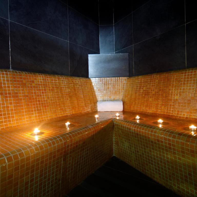 Apartahotel & Spa Jacetania - Apartamento de 2 dormitorios con acceso al spa (4 adultos) - 3