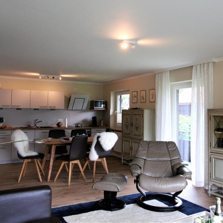 Alpenflair Ferienwohnungen Whg 305 - Apartment mit 2 Schlafzimmern - 15