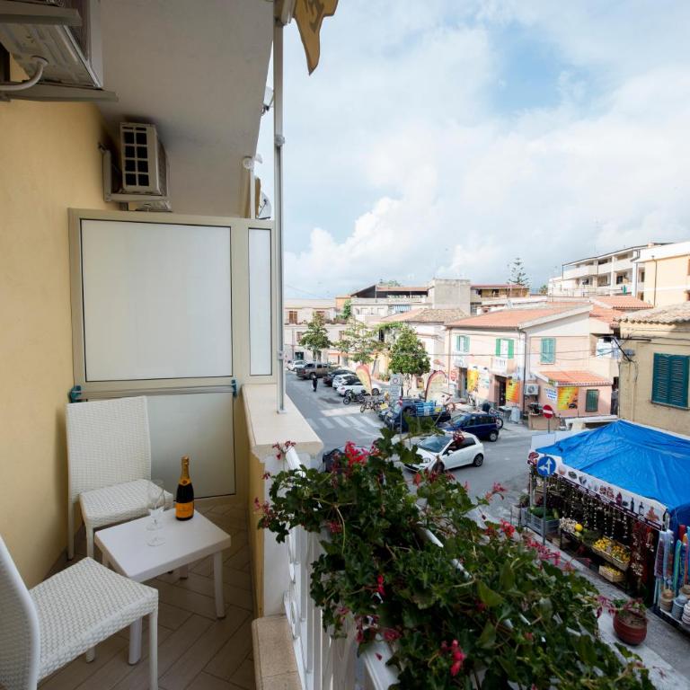 La Suite Tropea - Superior Deluxe Double or Twin Room - 1