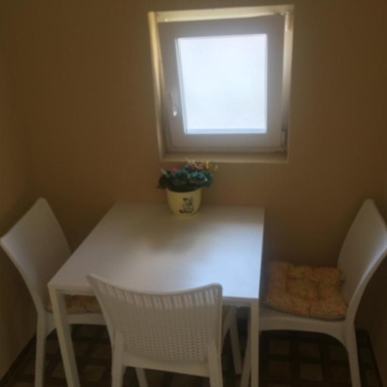 Studio Apartments Krasici - Apartment with Balcony - 5