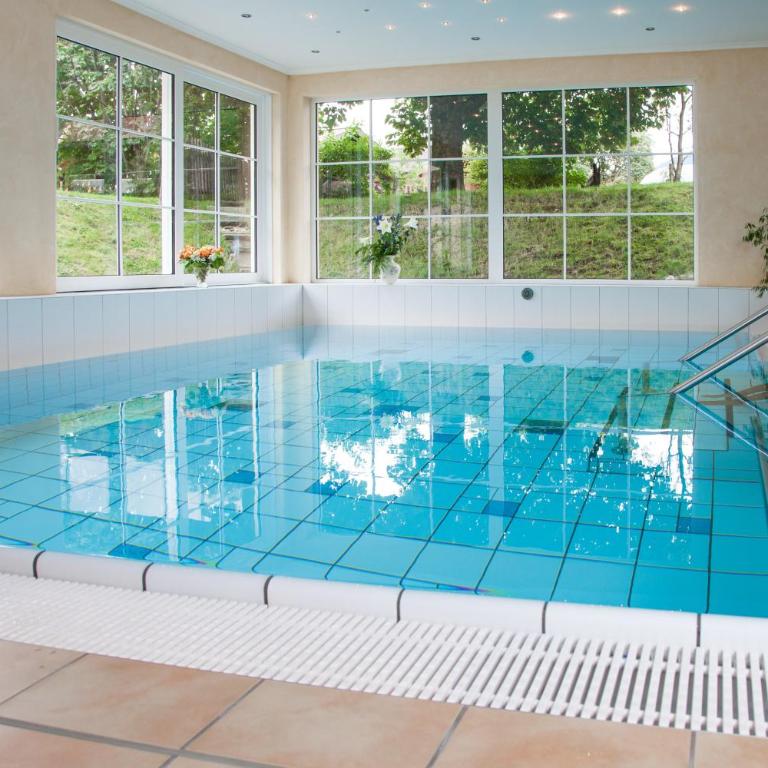 "Viktoria Chalet" - Annehmlichkeiten vom 4-Sterne Familien-und Wellnesshotel Viktoria nebenan können mitbenutzt werden - Chalet - 2