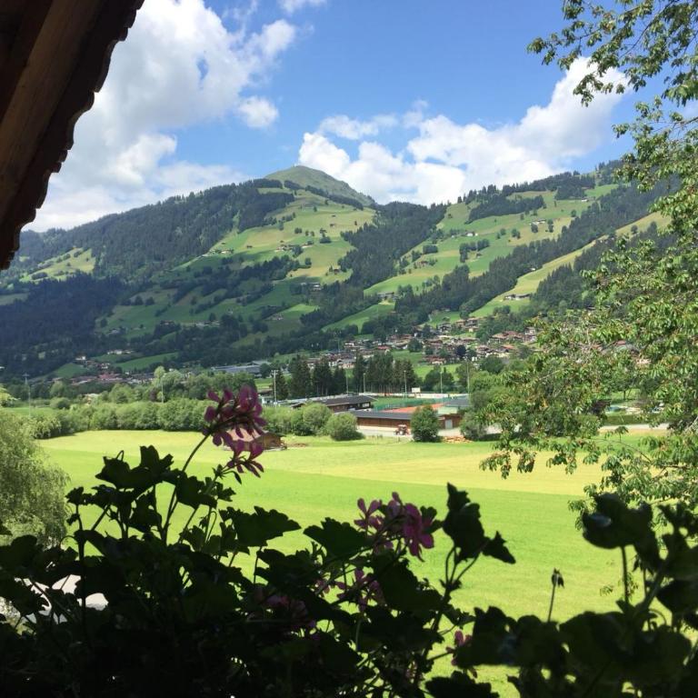 Haus Tirol - Comfort Doppelzimmer mit Balkon - 2