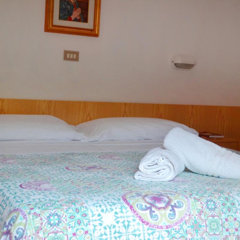Hotel Ivana - Camera Tripla Standard - 6