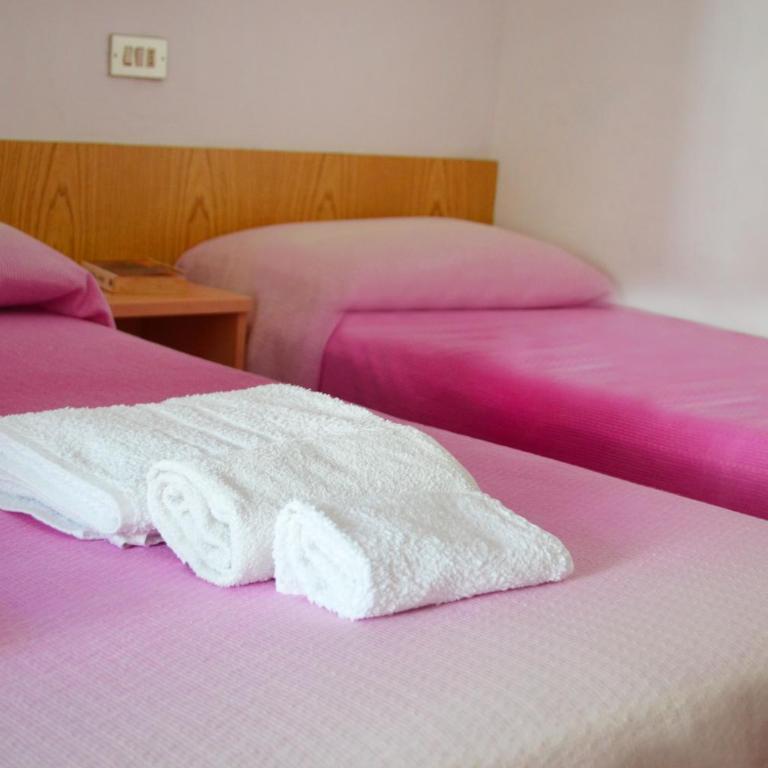 Hotel Ivana - Camera Tripla Standard - 1