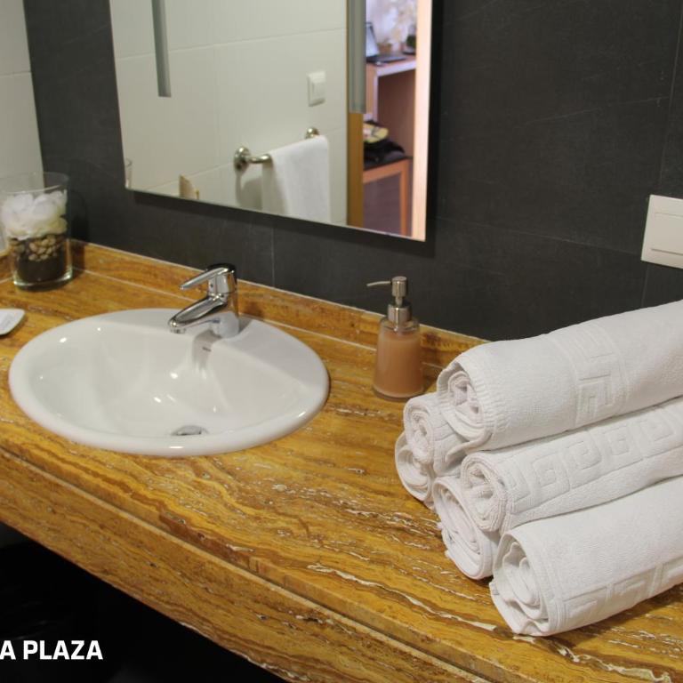 Mena Plaza - Habitación Doble - 1 o 2 camas - 4