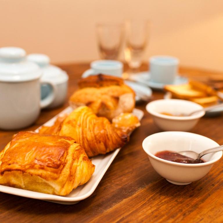 46FM : Montauban Guest House - Chambre Double avec Salle de Bains Privative - 11