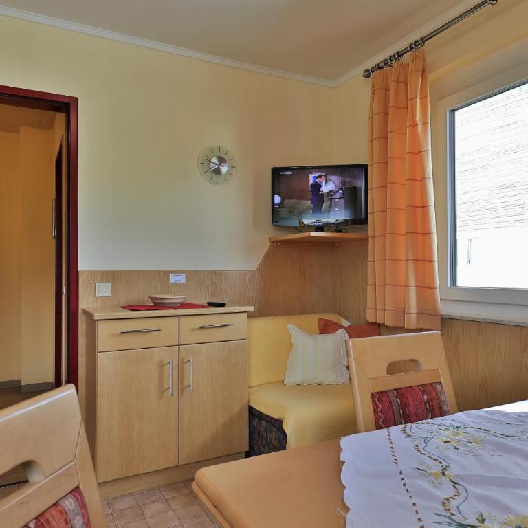 Hotel Garni Zerza - Apartment mit 1 Schlafzimmer - Nebengebäude - 3