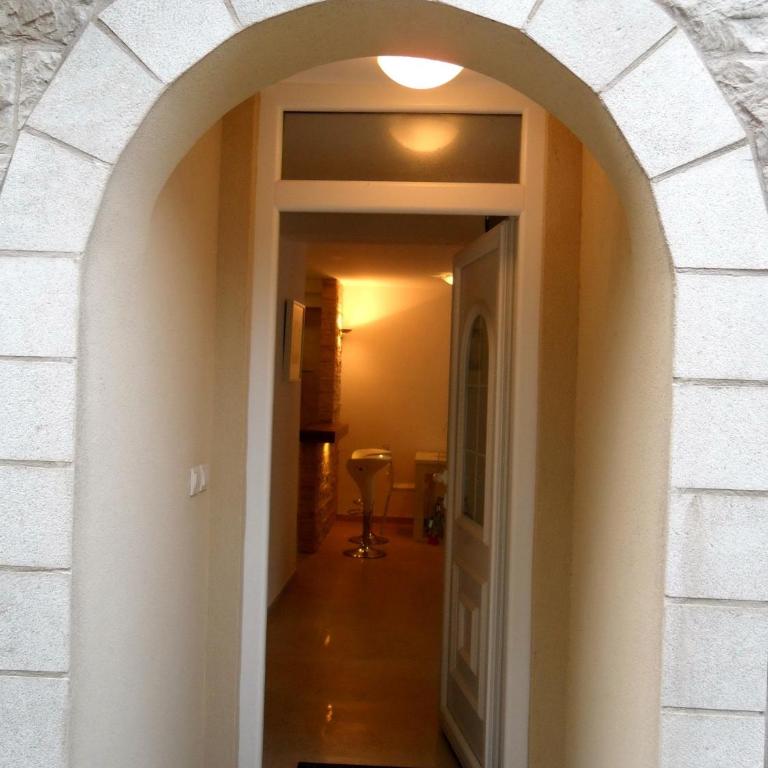 Muo Apartments - One-Bedroom Apartment with Sea View - 17