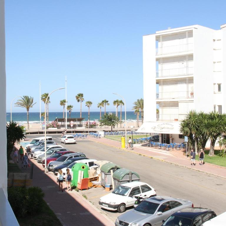 Espectacular Apartamento con Vistas al Mar - Solo Familias - Apartamento - 31