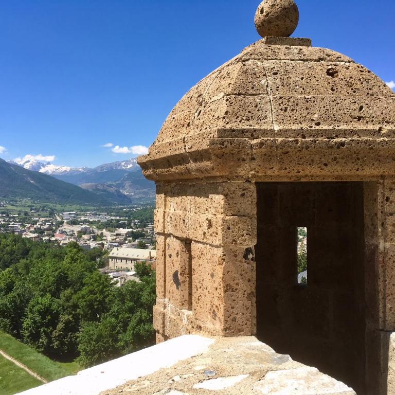 Au "Gargouillard" de la citadelle Vauban - Appartement - 10