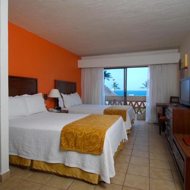 Canto del Sol Puerto Vallarta All Inclusive - Habitación Doble Deluxe con vistas laterales al mar - 4