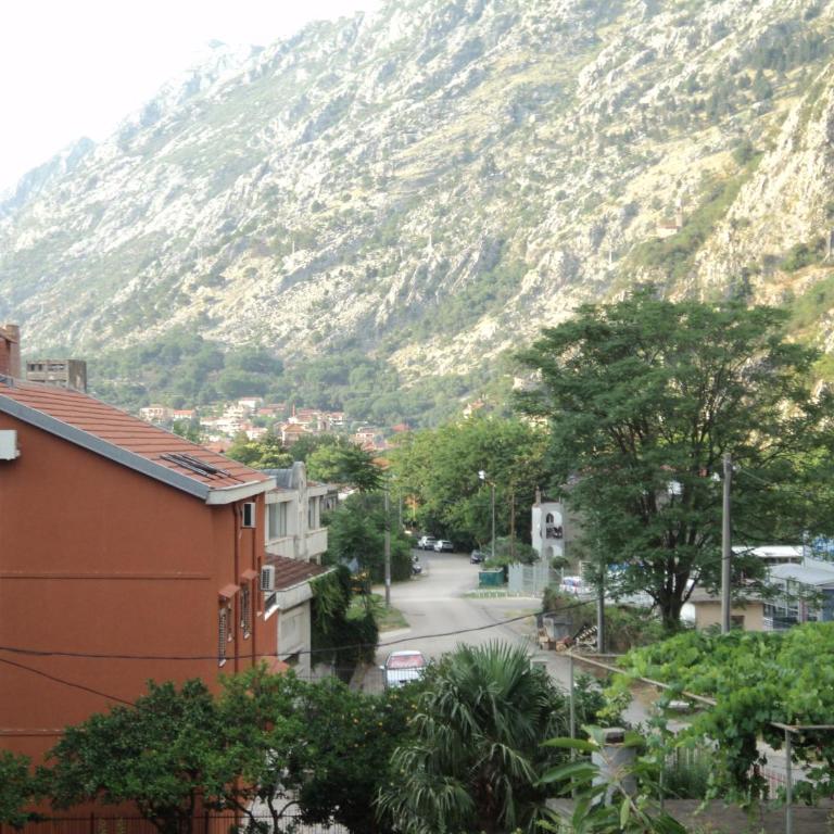 Apartments Škaljari - Apartment with Balcony - 15