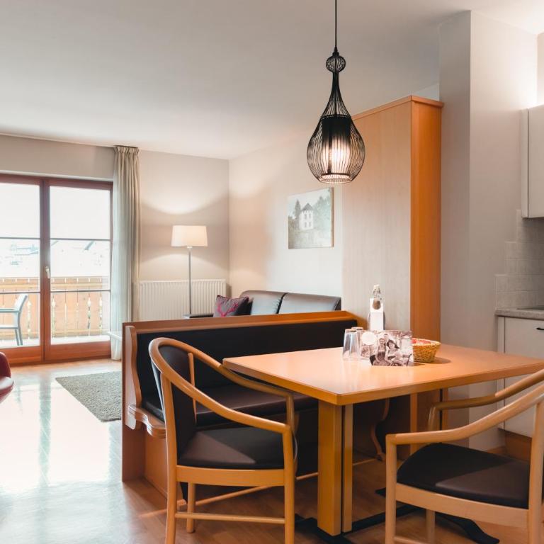 Hotel Tiefenbrunn Gardensuites & Breakfast - Apartamento de 1 dormitorio con balcón - 4