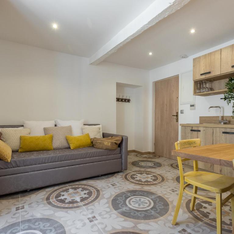 Valbonne Flat - Appartement Supérieur - 28