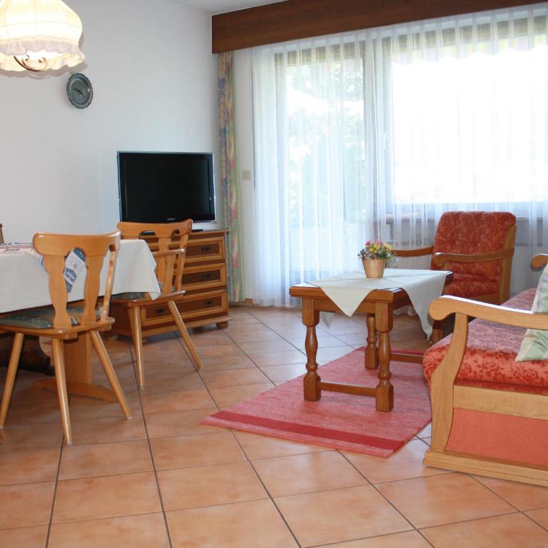 Haus Vierjahreszeiten - Apartment mit 1 Schlafzimmer - 1