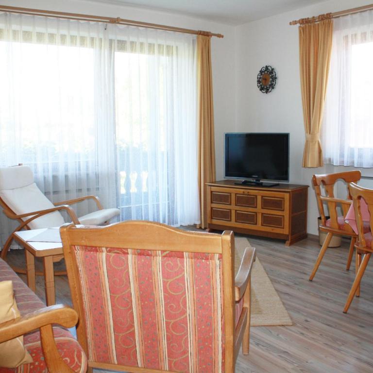 Haus Vierjahreszeiten - Apartment mit 2 Schlafzimmern - 2