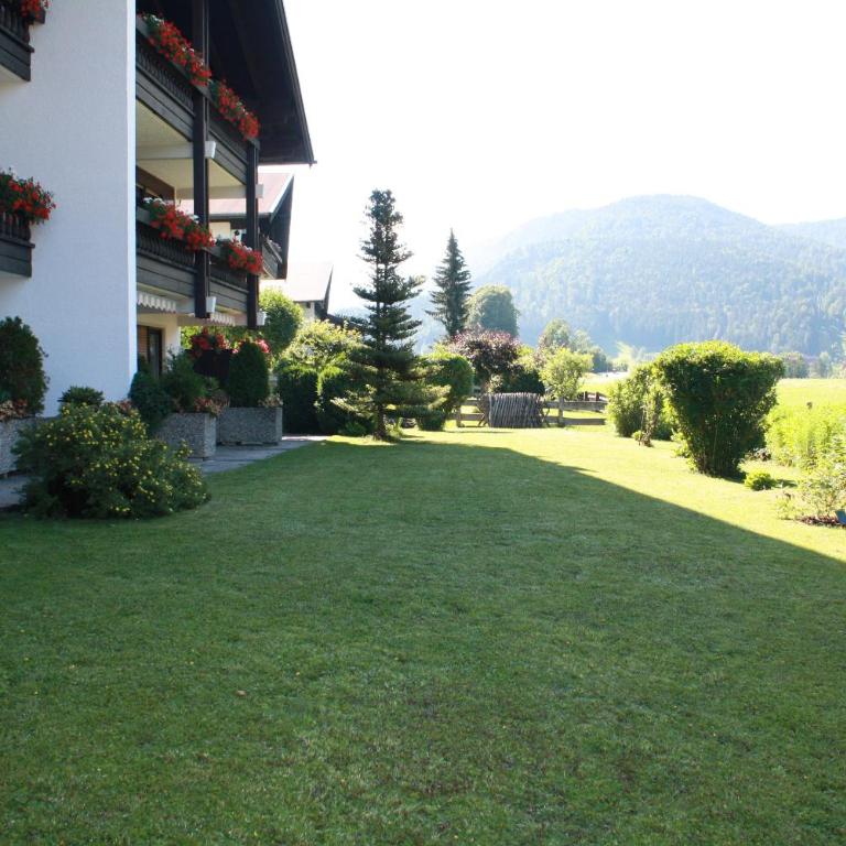 Haus Vierjahreszeiten - Apartment mit 2 Schlafzimmern - 1