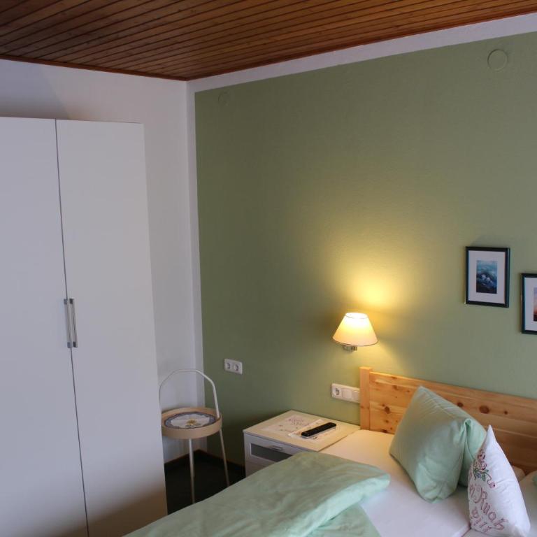 Haus Tirolerland - Doppelzimmer - 9