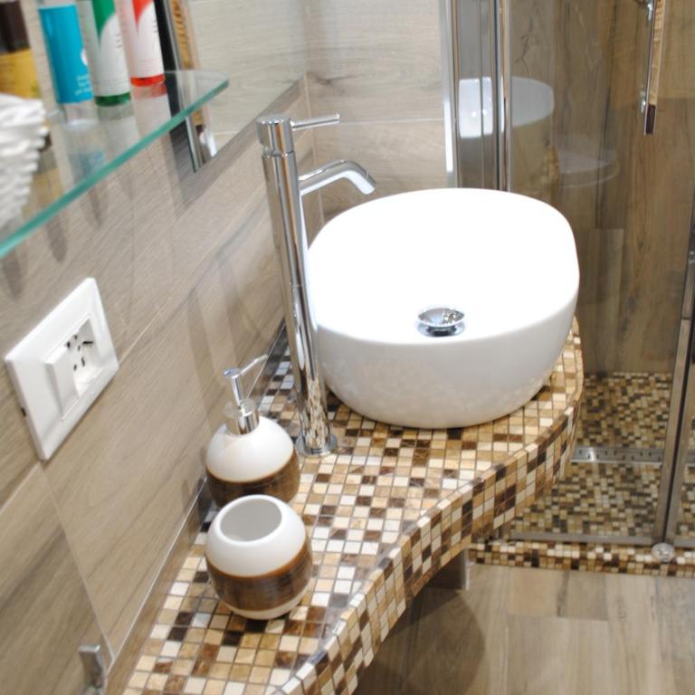 Dimora AltoMare Holiday Suites - Locazione Turistica - Camera Matrimoniale Standard - 7