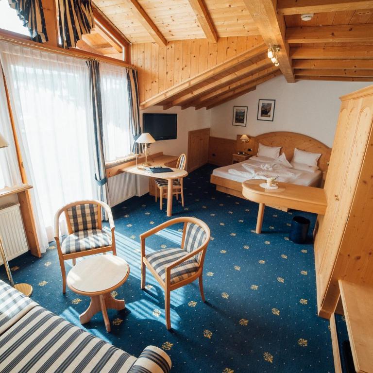 Hotel Pra Tlusel - Camera Superior Matrimoniale/Doppia con Letti Singoli - 11