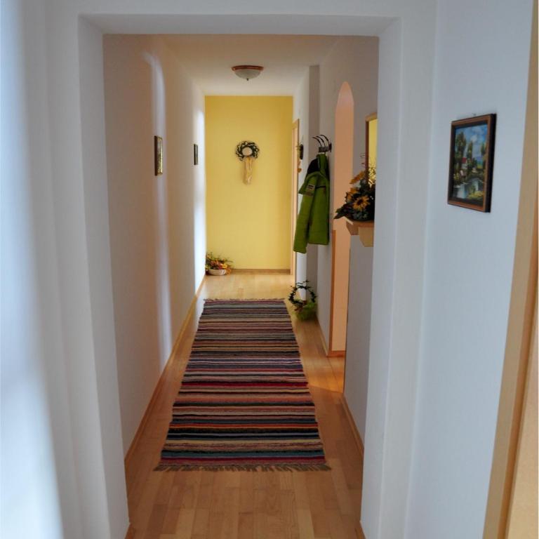 Hiaslahof - Apartment mit 2 Schlafzimmern und Balkon - 2