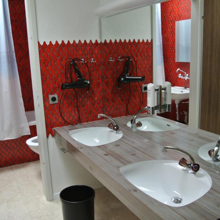 Hostel Casa Franco - Double Room with Shared Bathroom - 3