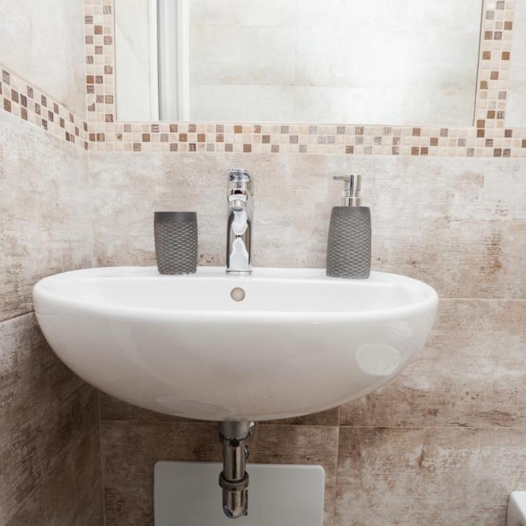 Re di Luna B&B - Camera Quadrupla con Bagno Privato - 12