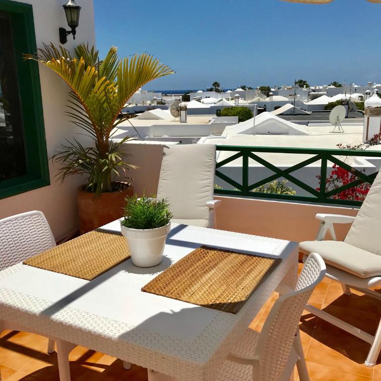 Blue Sky - Studio Apartment with Sea View - 24