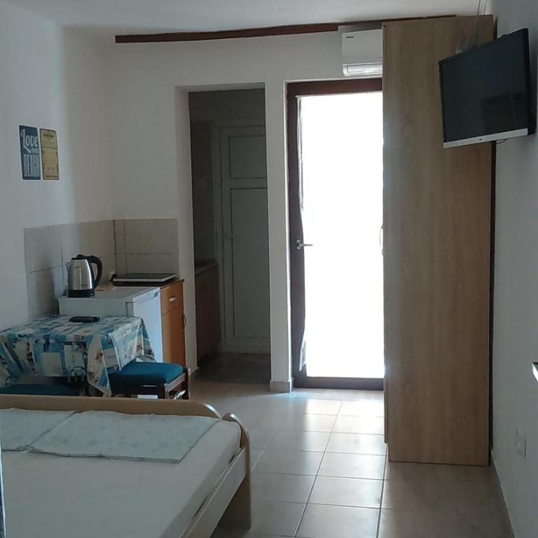 Dom za odmor J&S - Studio Apartman - 2