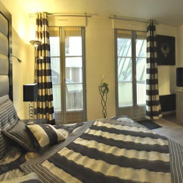 Hotel Relais Saint Jean Troyes - Chambre Luxe - 10