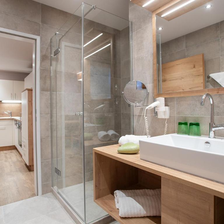 Alpenherz Ferienwohnungen - Appartamento di 70 m² con 2 Camere da Letto - 3