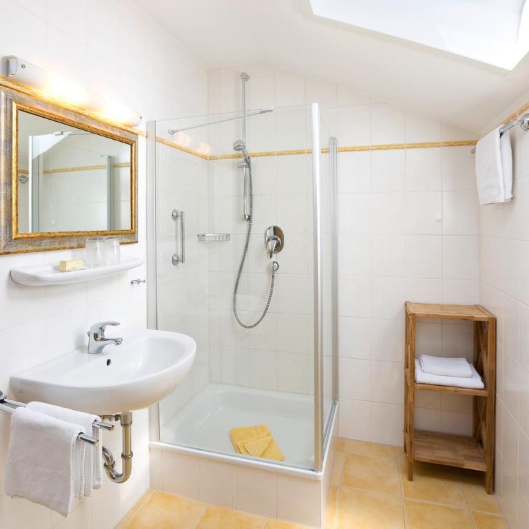 Hotel Alpenglühn - Doppelzimmer - 36