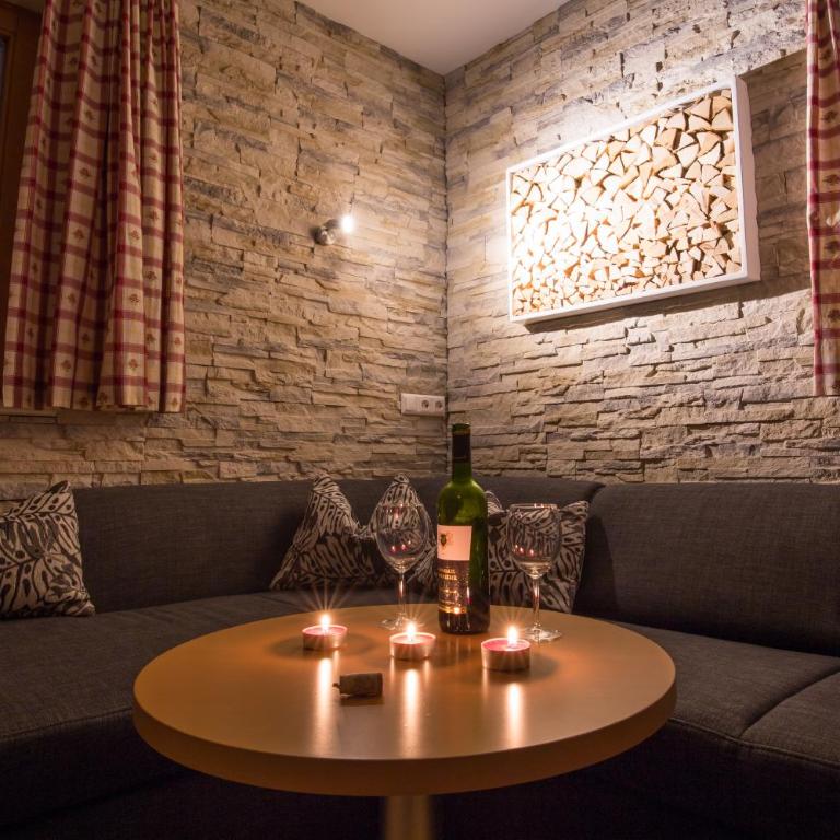 Haus Alpenkönig Exclusive Apartments near Stubai Glacier - Apartment mit 2 Schlafzimmern und Terrasse - 21