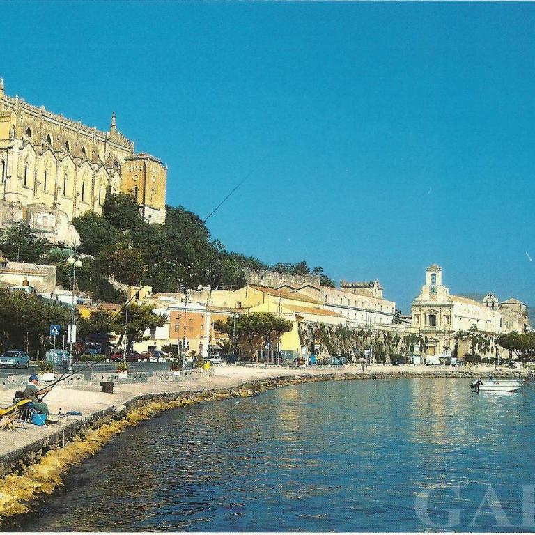 Gaeta in vacanza - Chalet Little Paradise - Villa con Vista Giardino - 65