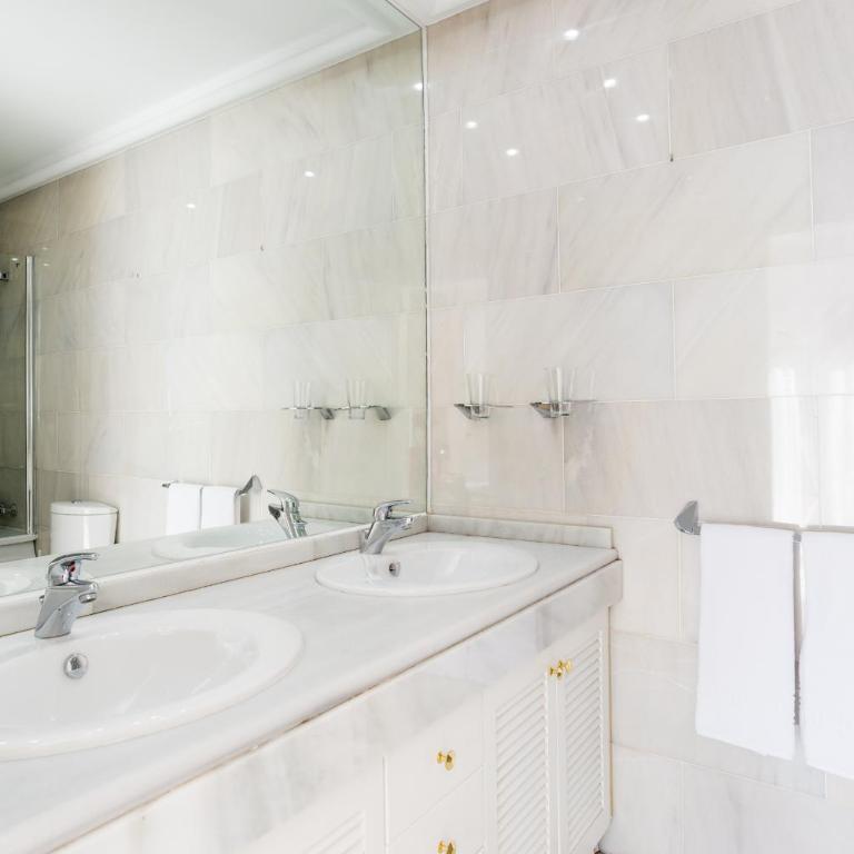 Luxury duplex- 7 minutes from the beach - Apartamento - 24