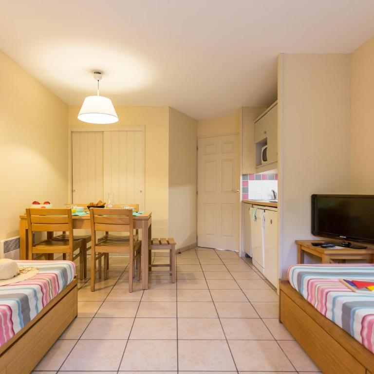 Résidence Pierre & Vacances Les Dunes du Médoc - Studio avec Coin Nuit dans Alcôve et Terrasse (5 Personnes) - Rez-de-Jardin - 4