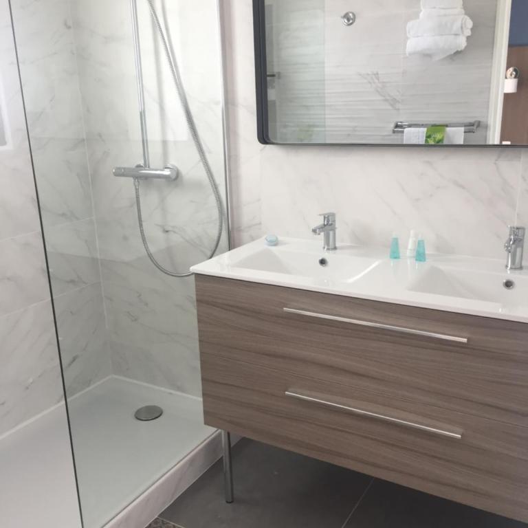 Le Galion Hotel et Restaurant Canet Plage - Logis - Chambre Lits Jumeaux - 4