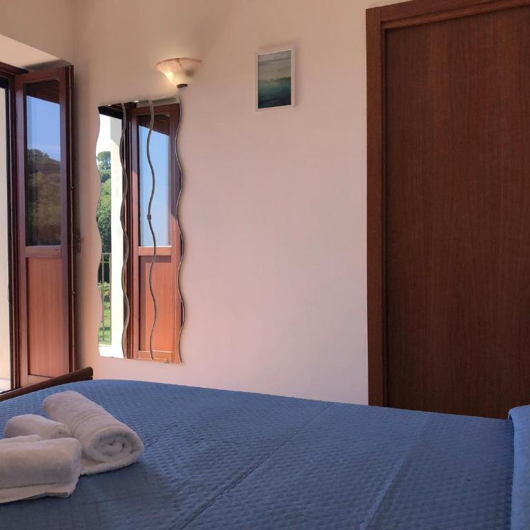 Cala San Francesco B&B - Camera Deluxe Matrimoniale con Vista Mare - 6