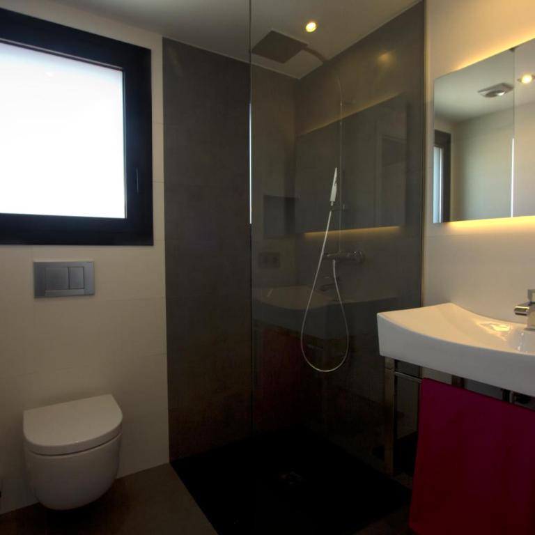 InmoSantos Apartaments Nuria - Apartamento de 2 dormitorios - 3