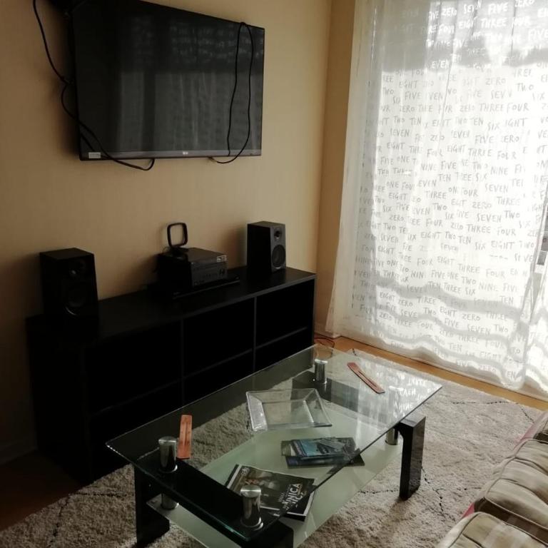 Departamento Centrico - Two-Bedroom Apartment - 10