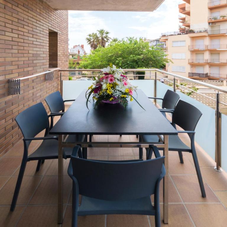 InmoSantos Apartamentos Daniel - Two-Bedroom Apartment with Pool View - 36