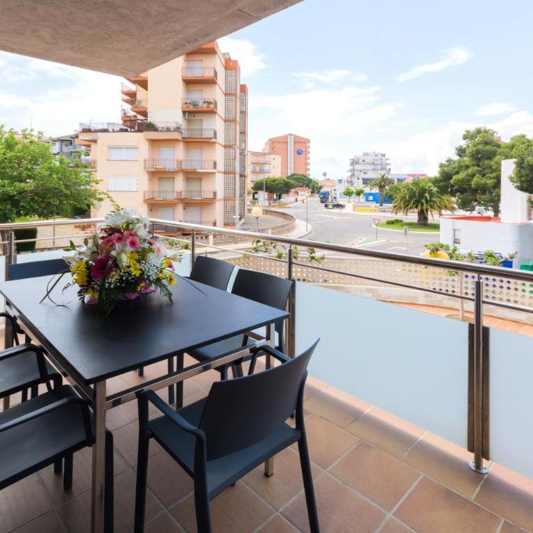 InmoSantos Apartamentos Daniel - Two-Bedroom Apartment with Pool View - 38