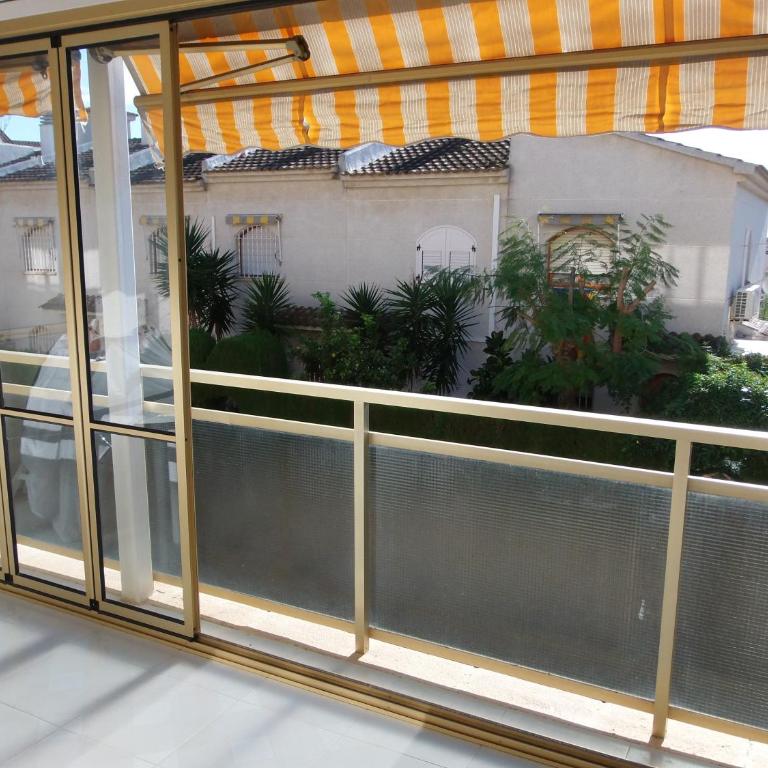 Cozzy flat in a quiet and nice area / Acogedor apartamento en zona tranquila y agradable - Apartamento - 6