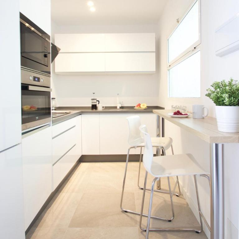 Hip & Cozy 2 room apt - Apartamento - 6